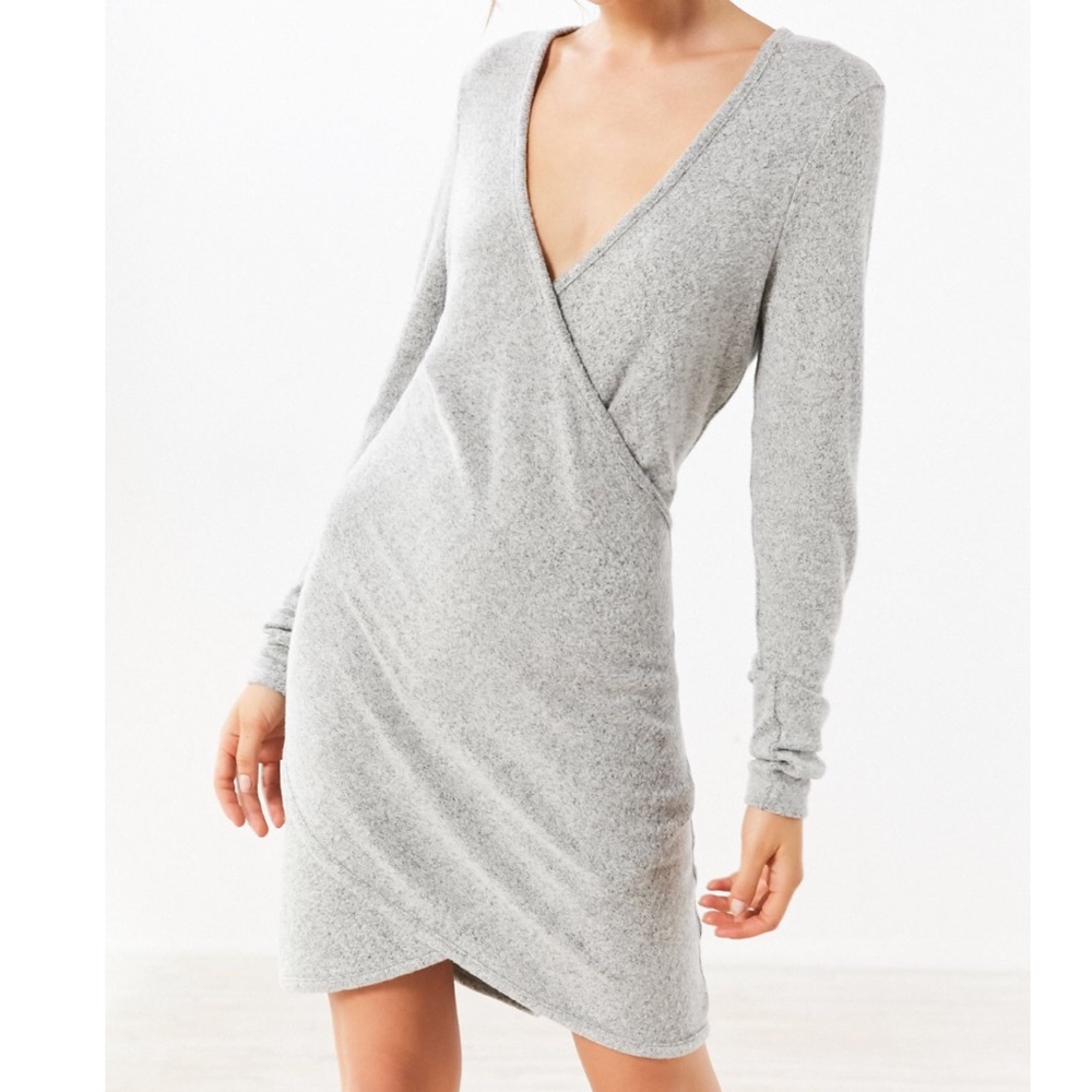 Kimchi Blue Cozy Surplice Midi Dress